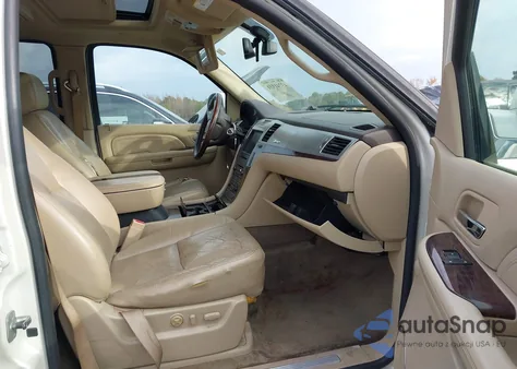 2009 Cadillac Escalade Hybrid Standard from USA, damaged, VIN 1GYFK43519R219121